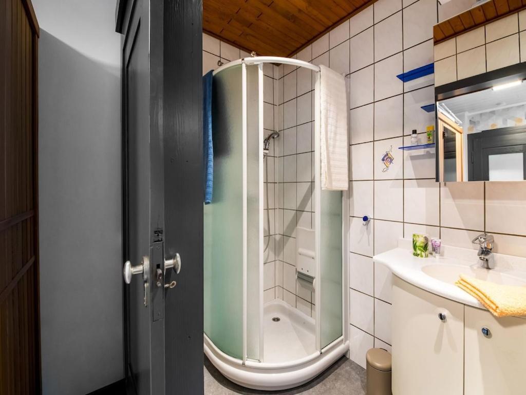 Atmospheric Holiday Home In B Llingen With Infrared Sauna Bullange/Büllingen Esterno foto